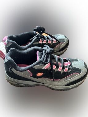 Skechers Steel-Toed Women's Black Sneakers with Pink Accents